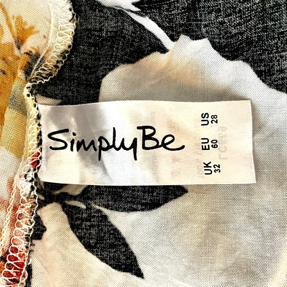 Floral Tunic Dress - Picture 3 of 3